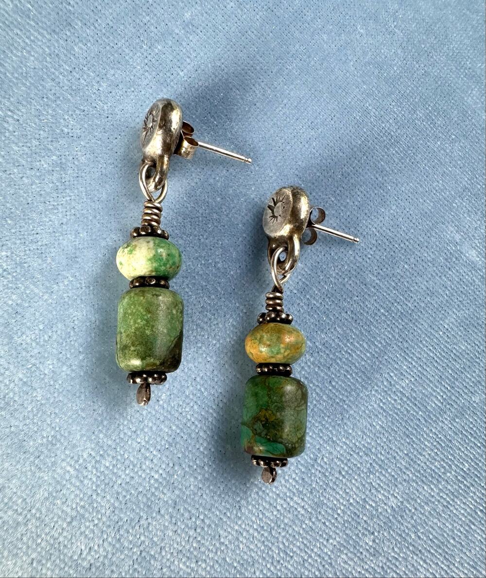 Vintage Native American Green Turquoise Sterling Silver Drop Dangle Earrings